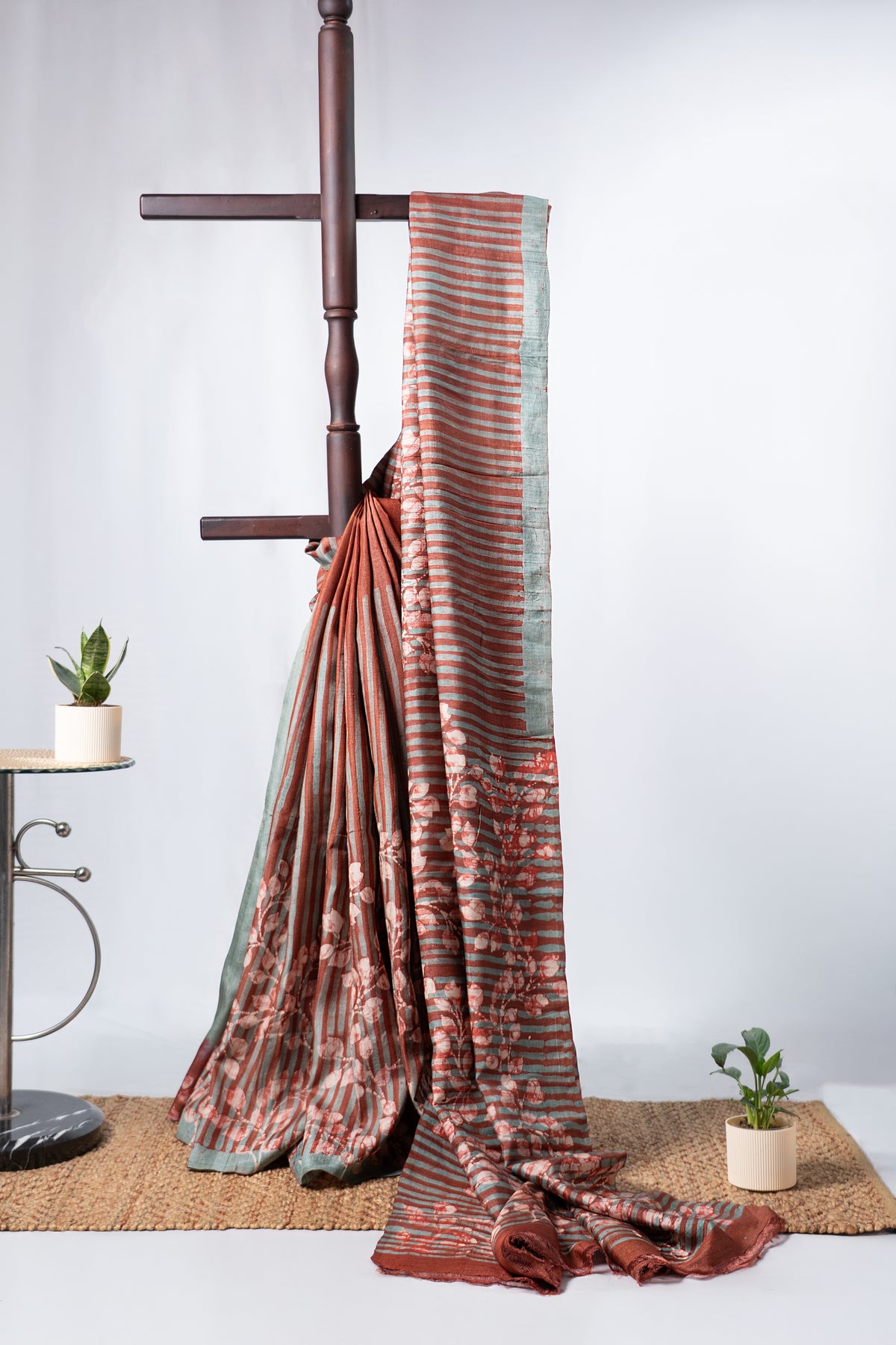 Rusty terracotta red Bishnupuri silk hand wax batik